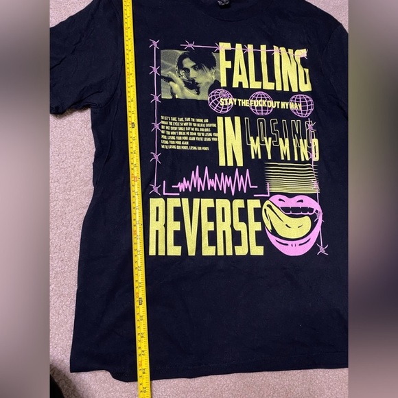 Falling in Reverse t shirt (L) - Picture 3 of 4